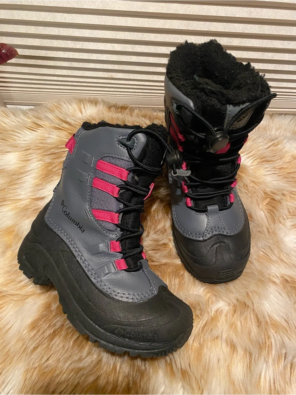 Columbia Youth Bugaboot Celsius Waterproof Winter Snow Boots - Size 1 Youth